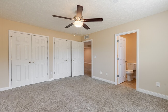 Building Photo - 305 Breckinridge Cir