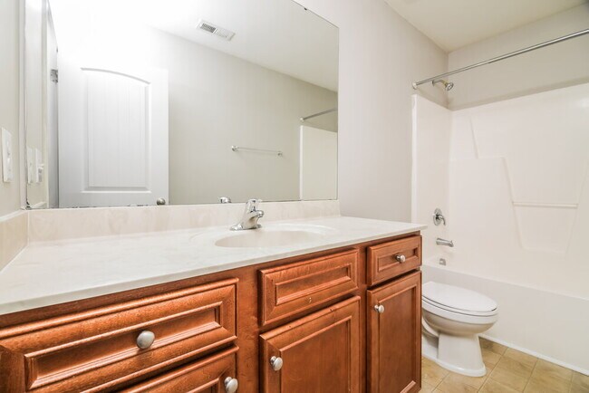 Building Photo - 2405 King Malcolm Ln