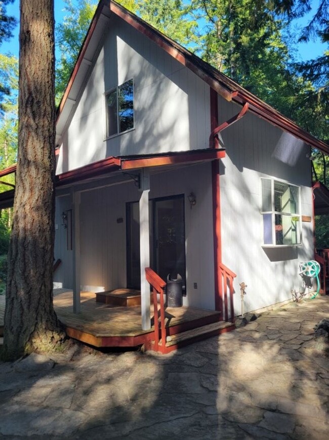Building Photo - Fairytale Cottage in the Woods and Include...