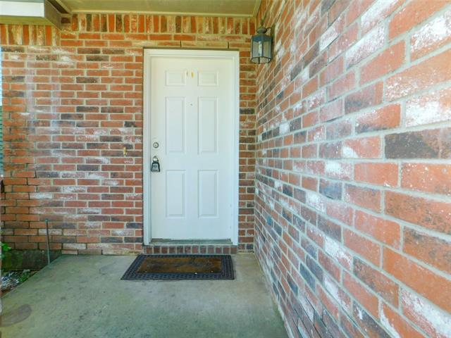 Building Photo - 3226 Andalusian Dr
