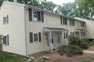 Primary Photo - 34 Village Hill Ln