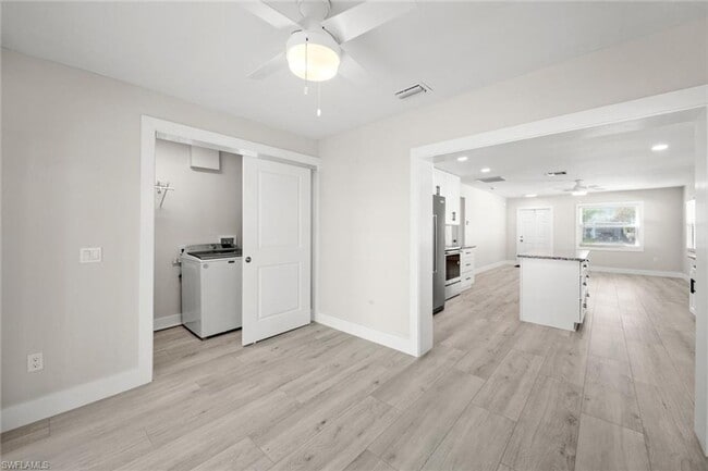Building Photo - ANNUAL RENTAL - 2 BED / 2 BATH ATTACHED GA...
