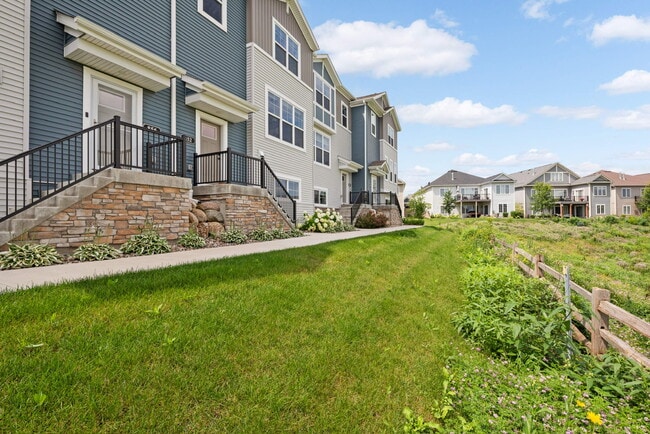Primary Photo - 848 Roselyn Dr