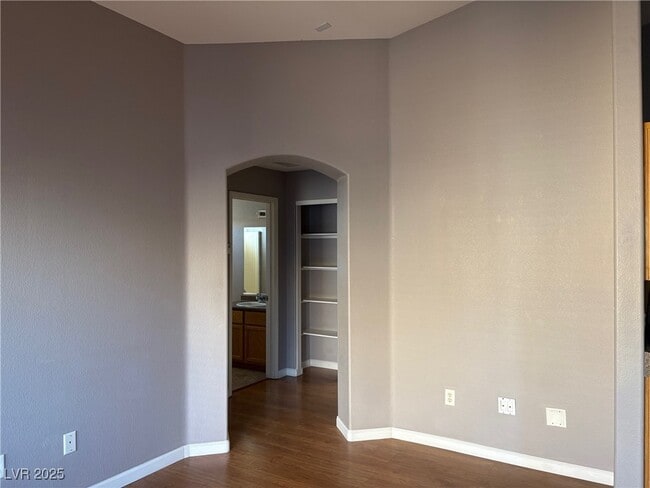 Building Photo - 67 Dow Jones St