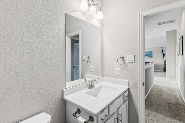 Building Photo - 4435 Bearberry Ave