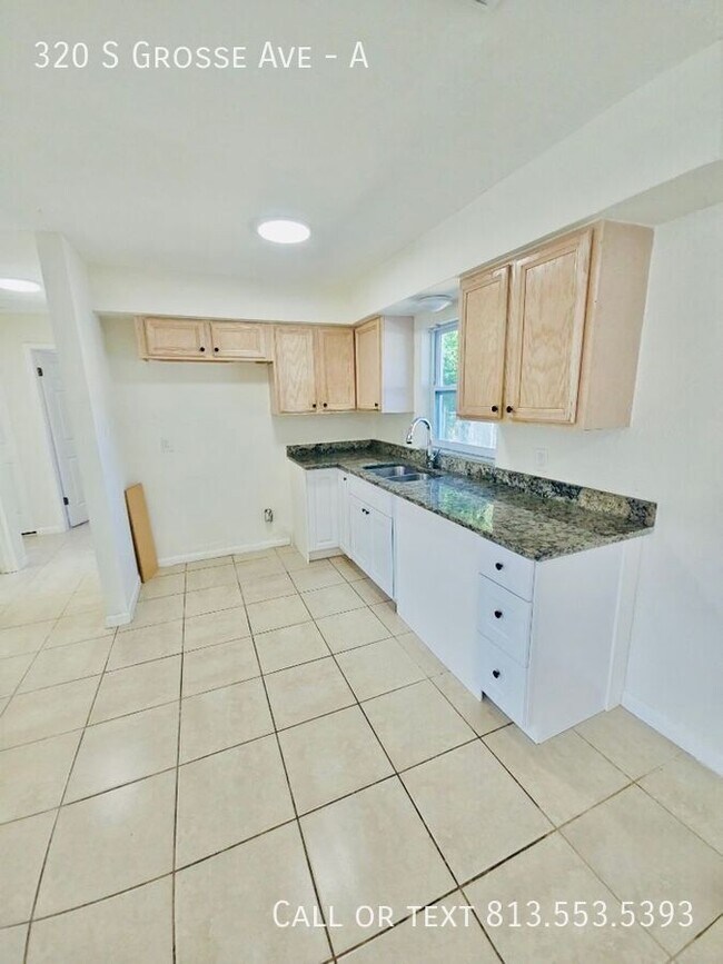 Building Photo - 320 S Grosse Ave