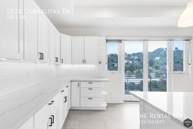 Building Photo - 2610 Corralitas Dr