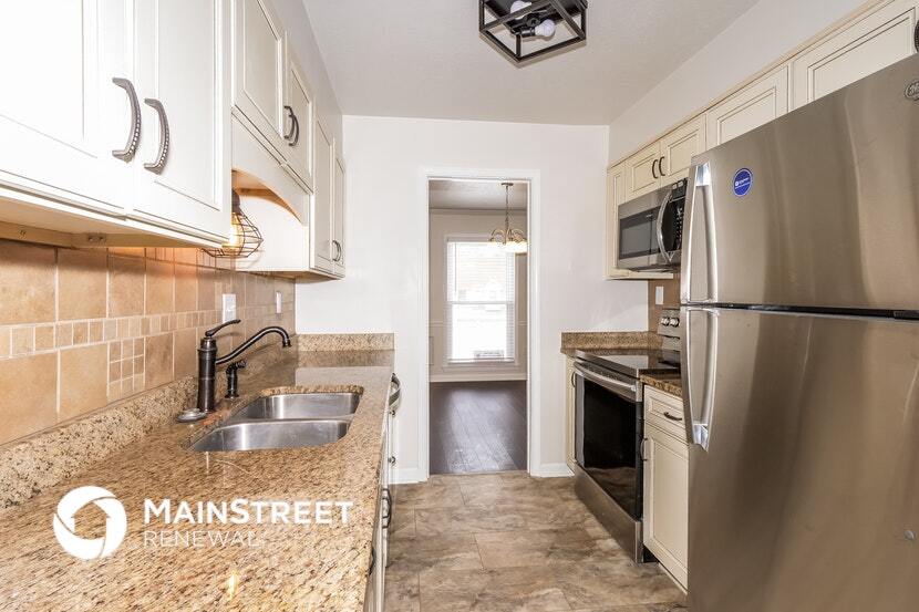 Building Photo - 207 E Pecan Valley St