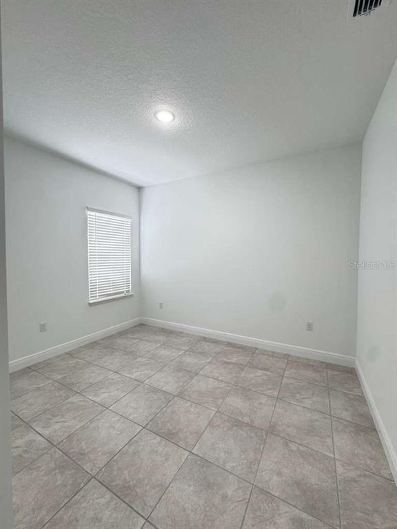 Building Photo - 6142 SW 154th Place Rd