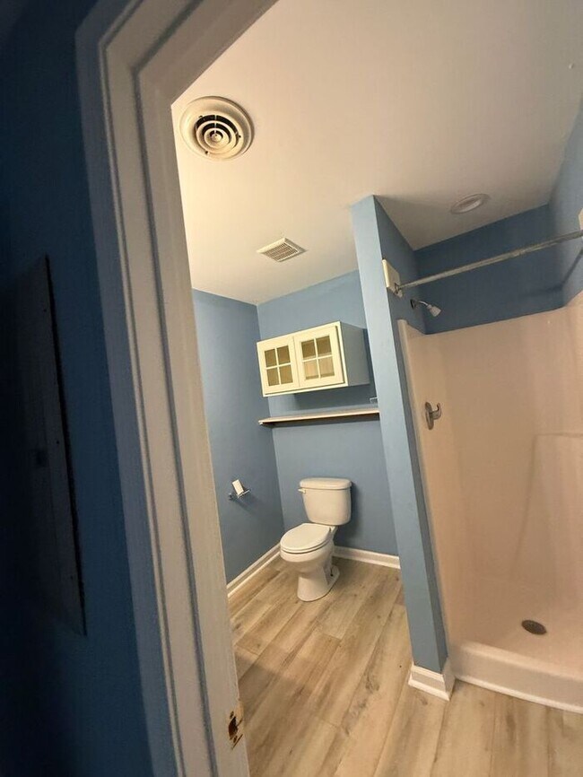 Building Photo - Coming Soon! Masonboro-south Wilmington location charming country home