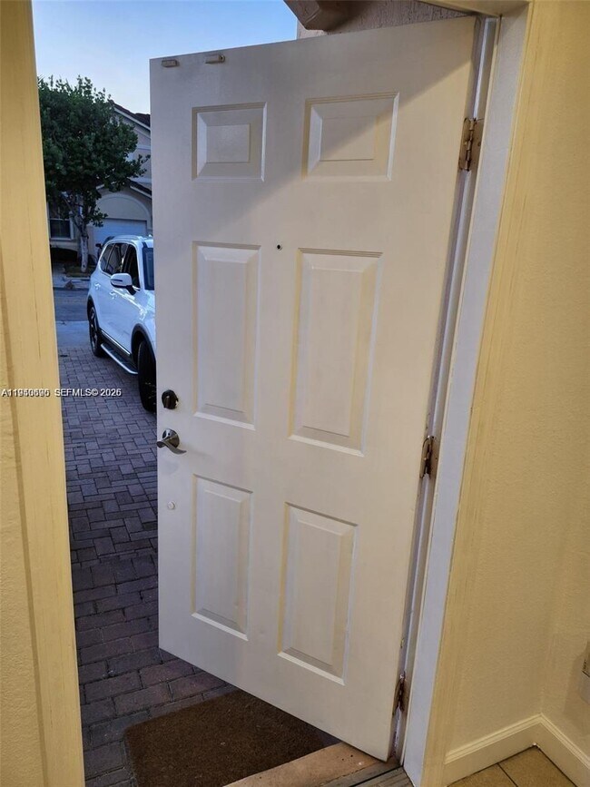 Building Photo - 12193 SW 124th Ct