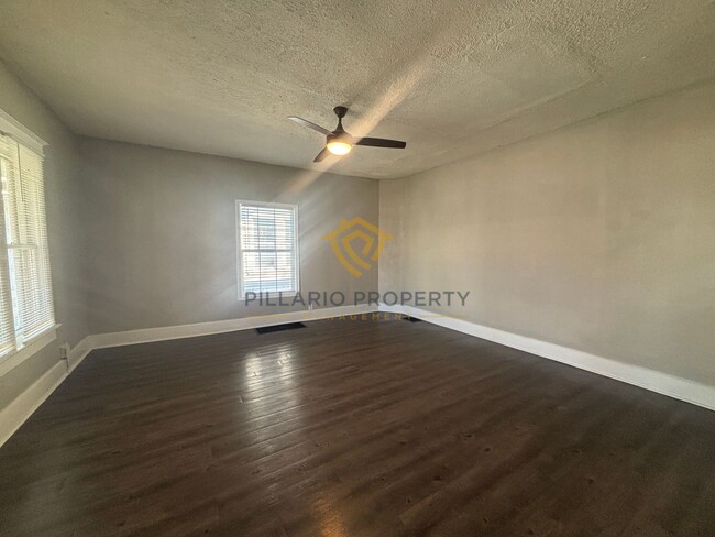 Building Photo - Beautifully Updated, 2-Bedroom, 1.5-Bathroom Located in Brookside Park, Available NOW!