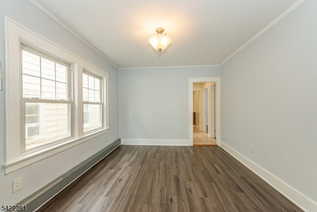 Building Photo - 10 Walnut Pkwy