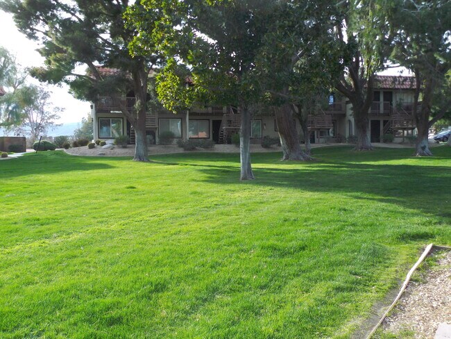 Building Photo - 9651 Spyglass Ave