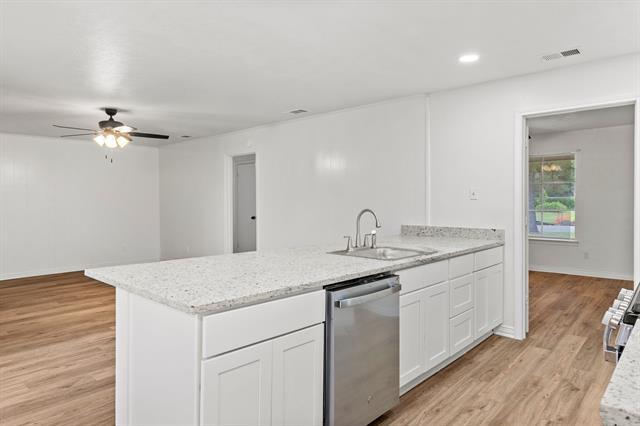 Building Photo - 3 Timberside Dr