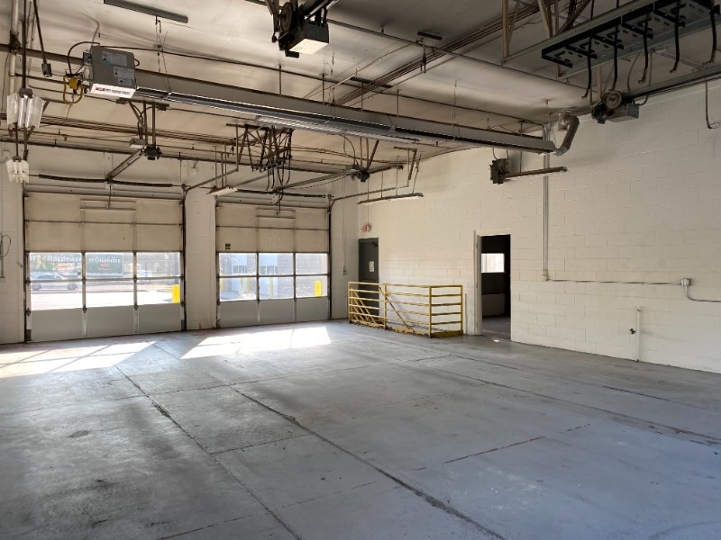 Building Photo - 2120 Rice St