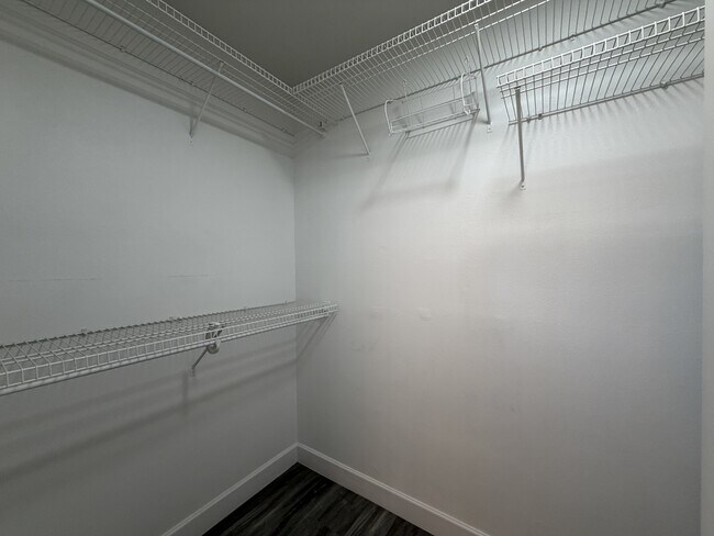 Building Photo - 2456 Sheltered Meadows Ln