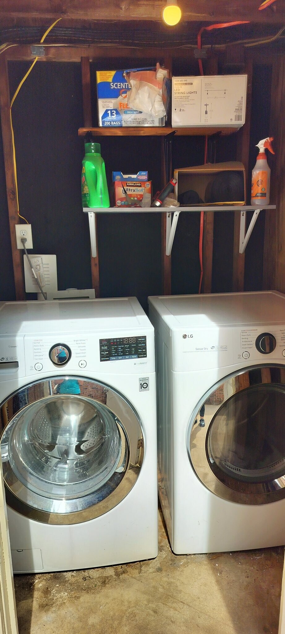 Building Photo - 6354 Old Pineville Rd