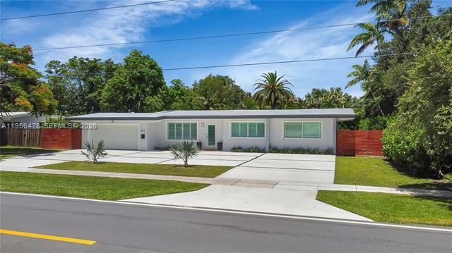 Building Photo - 8015 SW 136th St