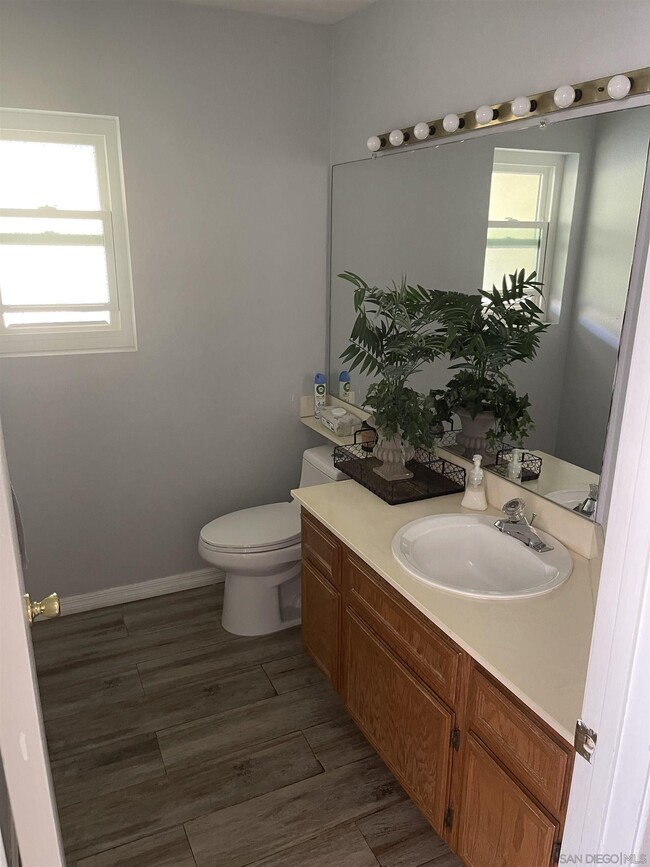 Building Photo - 2296 Manzana Way