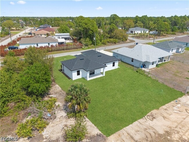 Building Photo - 2705 Darlene Pl