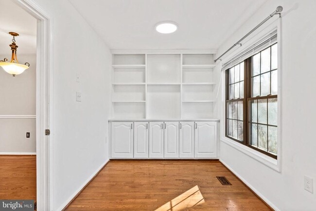 Building Photo - 5416 Wycklow Ct