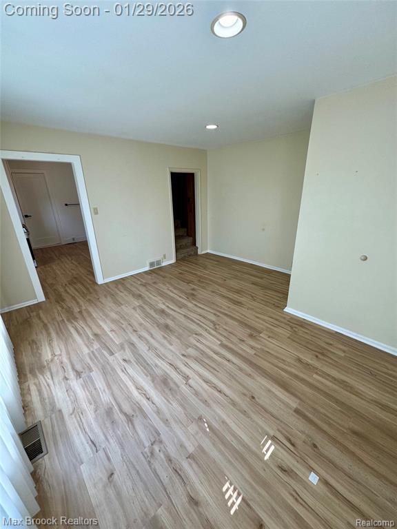 Building Photo - 368 S Wing St