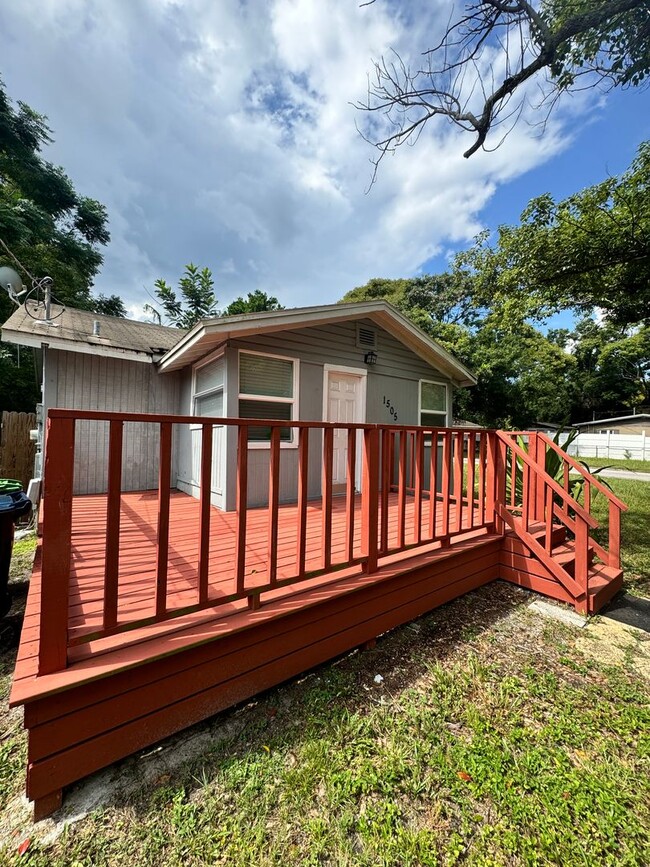 Primary Photo - 2 Bedroom 1 Bath near Busch Garden