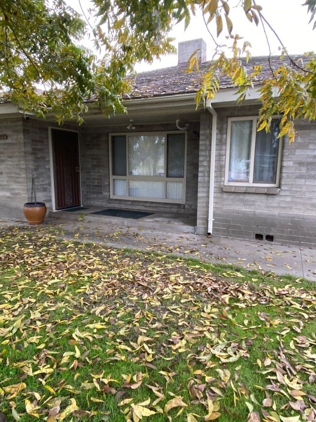 Primary Photo - 1516 Scenic Dr