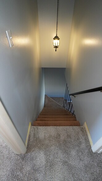 Building Photo - 5 Allandale Dr