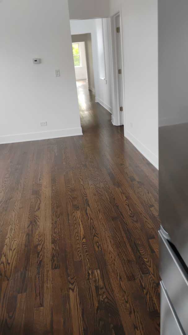 Building Photo - 5011 N Troy St