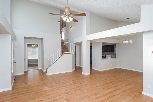 Building Photo - 827 Schooner Dr