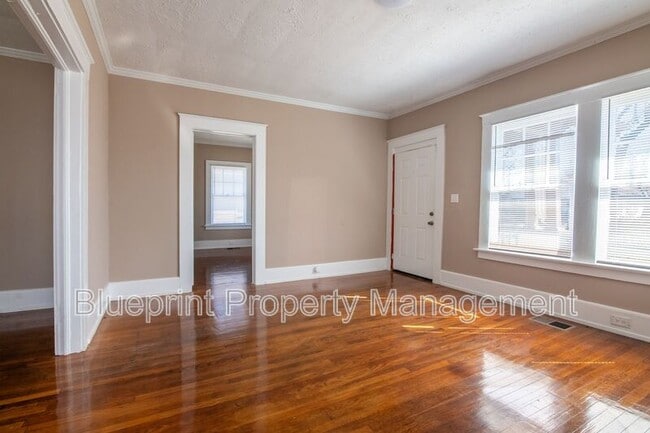 Building Photo - 644 Alabama Ave SW