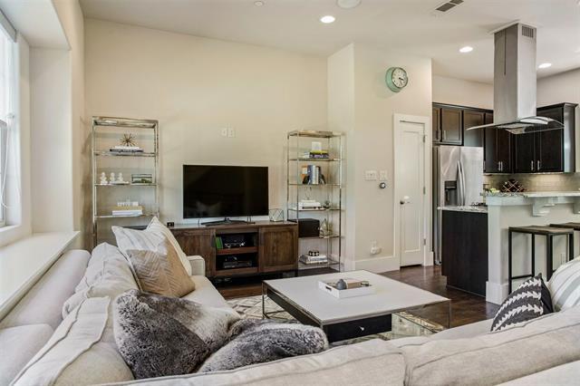 Building Photo - 5820 Bryan Pkwy