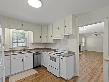 Building Photo - 75 Edenwood Dr