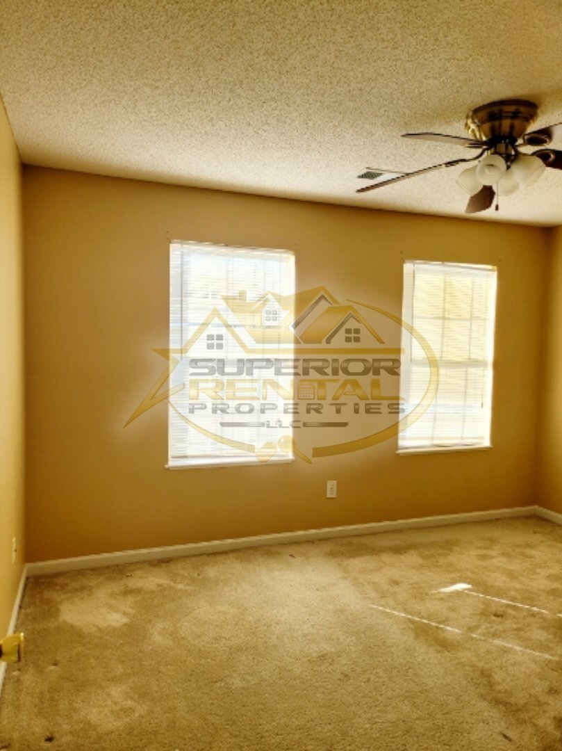 Building Photo - 7 Sterling Ridge Ct