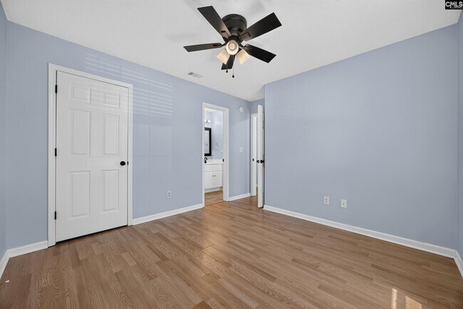 Building Photo - 116 Waverly Point Dr