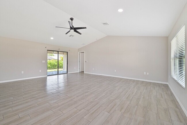 Building Photo - ** 4 Bed / 2 Bath New Construction Home in...