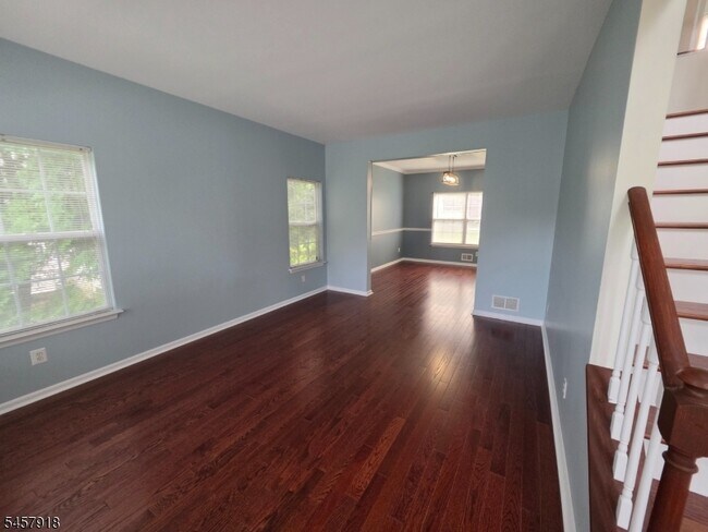 Building Photo - 36 Wexford Way