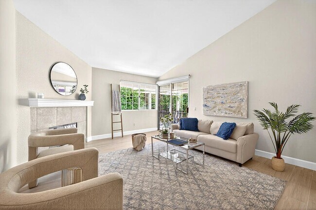 Building Photo - 43791 Cll Las Brisas W