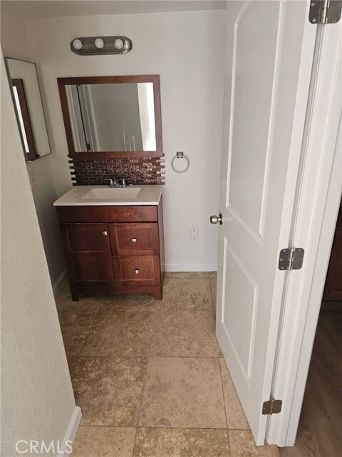 Building Photo - 2871 S Fairview St