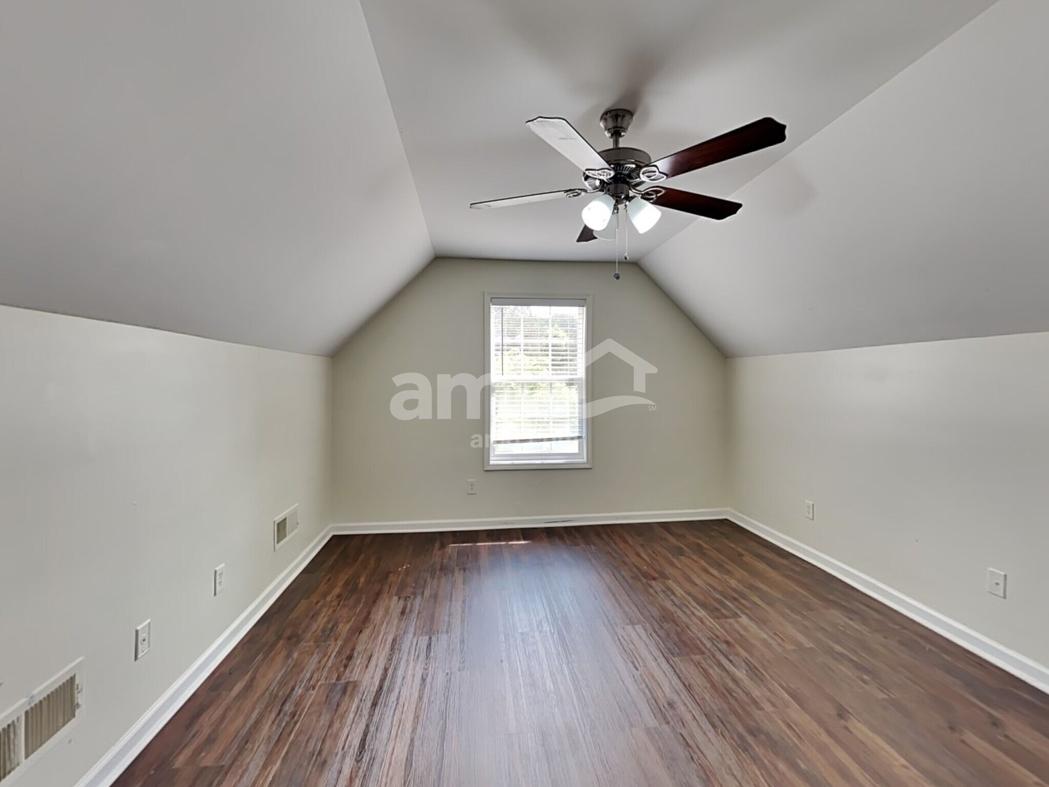 Building Photo - 3805 Hawk Tail Drive