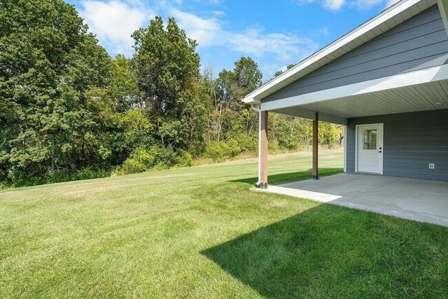 Building Photo - 2713 Misty Flower Dr