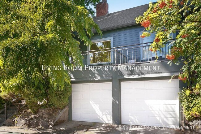 Primary Photo - 1309 SE Pine St