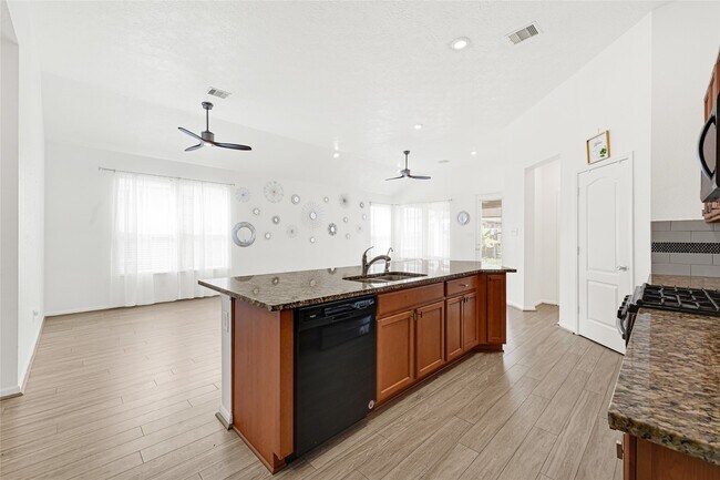 Building Photo - 25514 Ramsey Heights Way