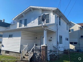 Building Photo - 227 N Rebecca Ave
