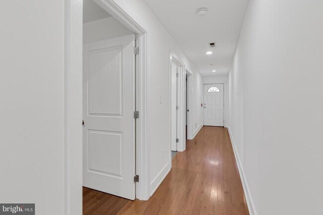 Building Photo - 1228 N 25th St