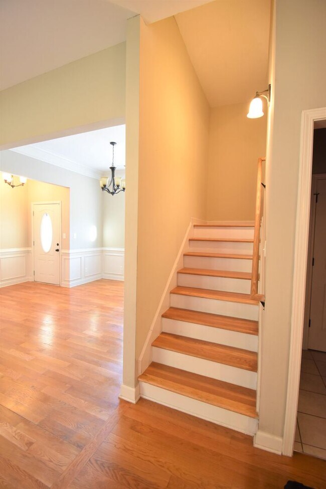 Building Photo - 3871 Glencorra Dr