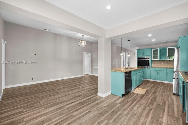 Building Photo - 1151 NW 78th Terrace
