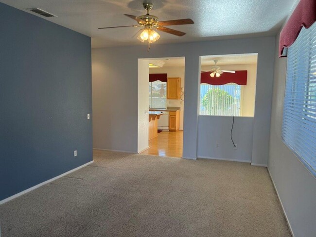 Building Photo - Exclusive Diamond Grove Gated Senior Commu...